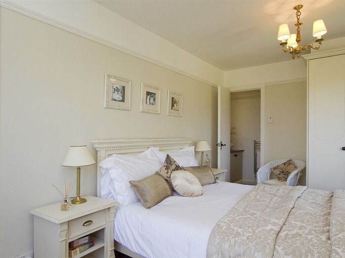 Bedroom 2, High Grassings Country House, Cumbria