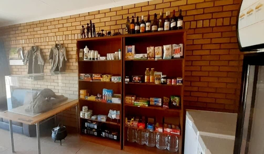 Food & Drinks 2, Tuuthebe Lodge, Lethlakane