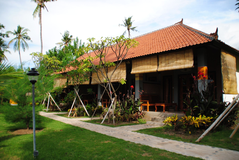 Exterior & Views 2, Tiara Homestay Pemuteran, Buleleng