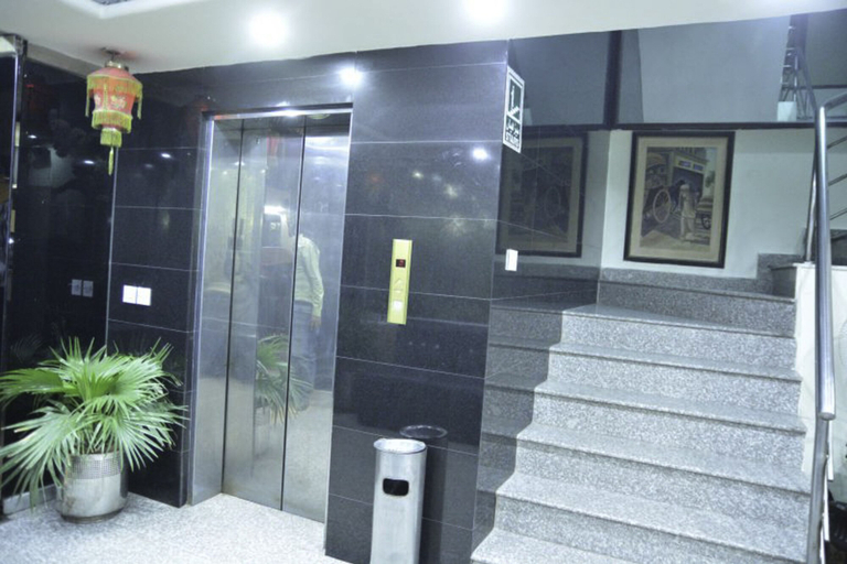 Others 5, Mars Hotel Lahore, Lahore