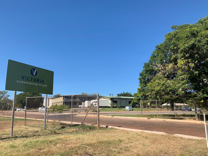 Exterior & Views 2, Victoria Accommodation Village, Katherine