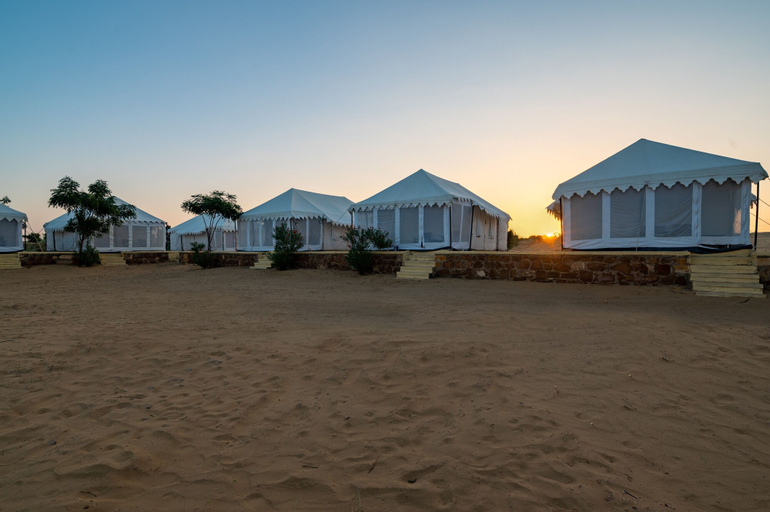 Rajwada Desert Camp by Park Tree, Jaisalmer