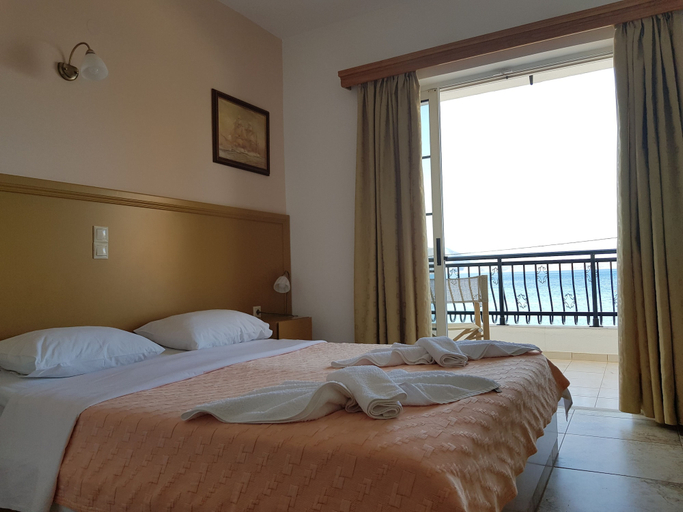 Bedroom 3, Filoxenia Hotel, Peloponnese