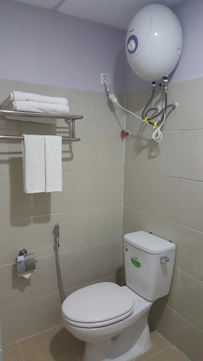 Bathroom 3, Asian Smile Hotel, Yangon