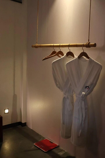 Bathroom 4, CQJ Lestay Hotel, Hangzhou