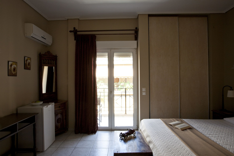 Bedroom 3, Boutique Elizabeth Hotel, Attica