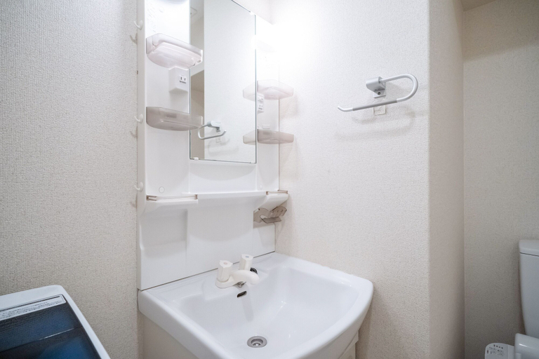 Bathroom 3, Grandouce Shimanouchi, Osaka
