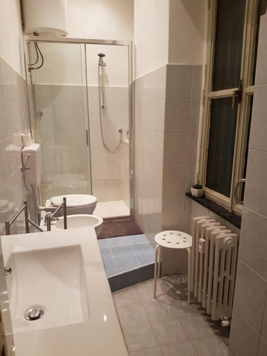 Bathroom, Giuria 35, Torino
