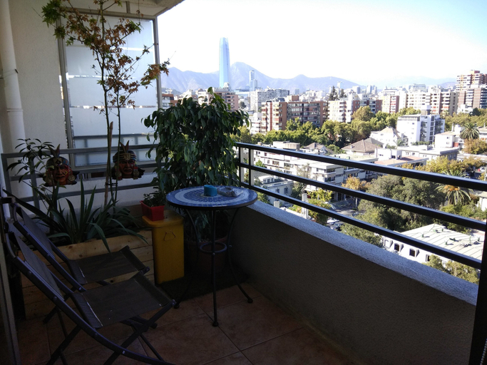Others 5, Central Apartment Providencia, Santiago