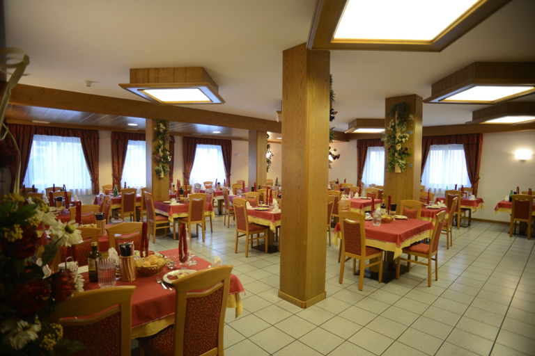 Food & Drinks 5, Hotel Canada, Trento
