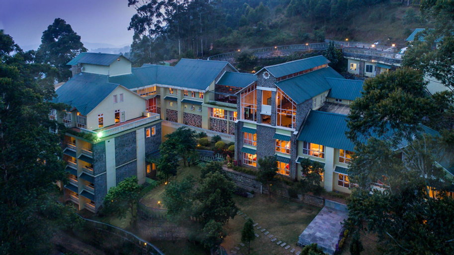 Exterior & Views