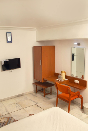 Others 4, Aditi Hotel, Vadodara