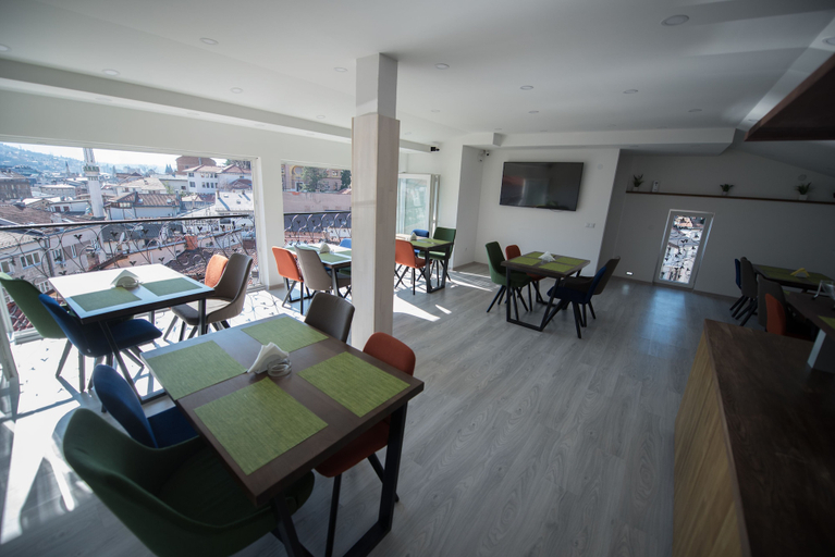 Food & Drinks 4, Hotel Plaza, Sarajevo