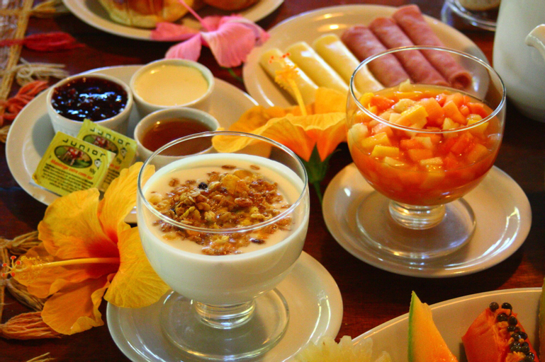 Food & Drinks 7