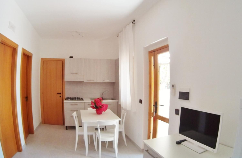 Others 5, Residence Rendez Vous, Foggia