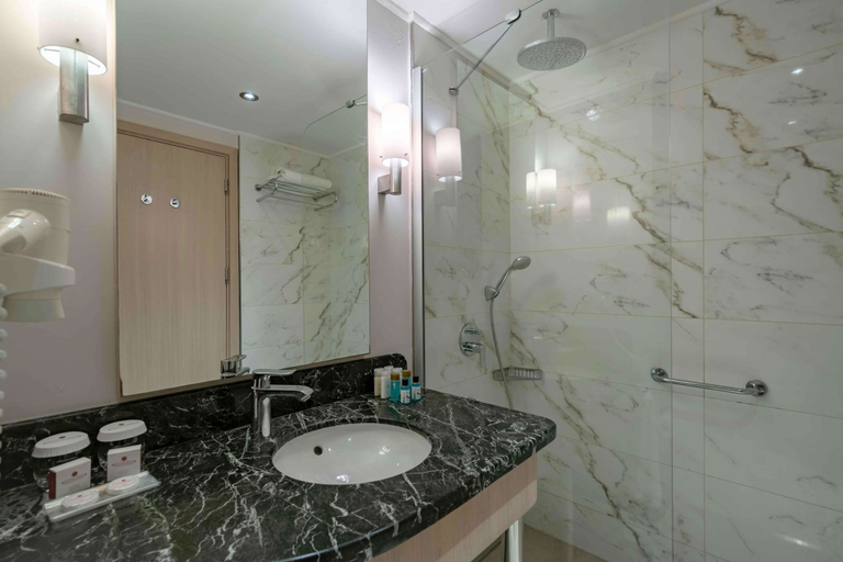 Bathroom 5, Royal Teos Thermal Resort Clinic & SPA, Seferihisar