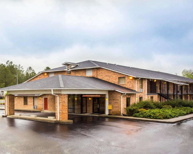 Exterior & Views 1, Econo Lodge Inn & Suites Lugoff, Kershaw