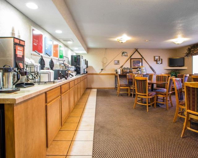 Food & Drinks 5, Quality Inn Ironwood, Gogebic