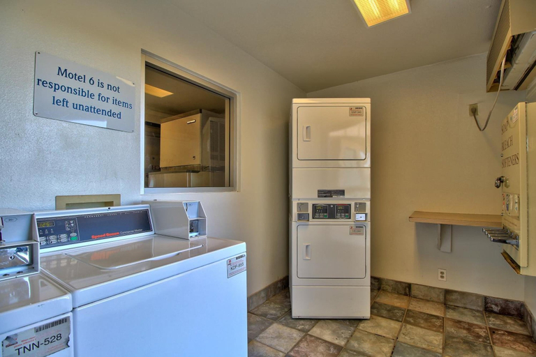 Others 5, Motel 6 Douglas, Cochise