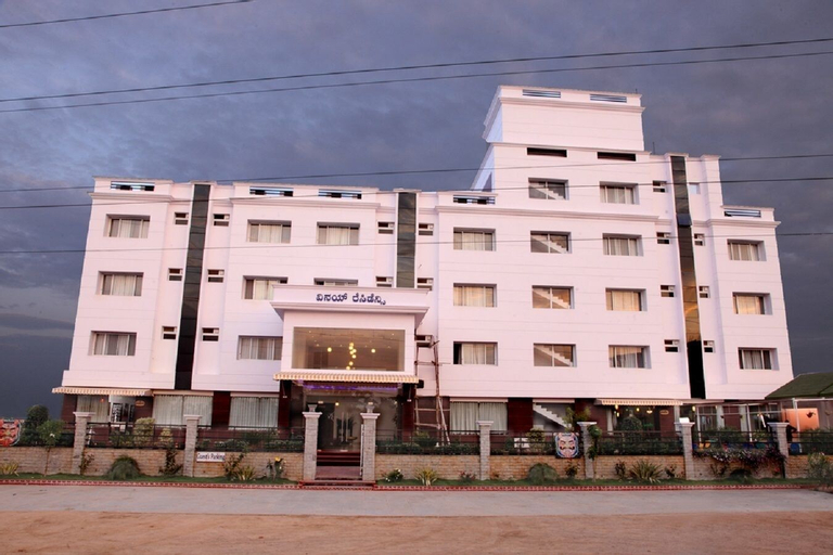 Vinay Residency, Raichur