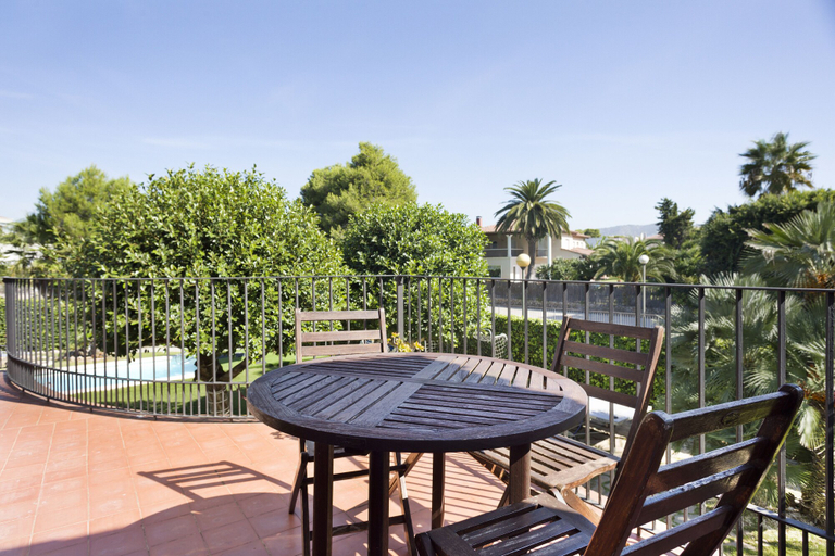 Others 5, Villa Navarra Terramar, Barcelona