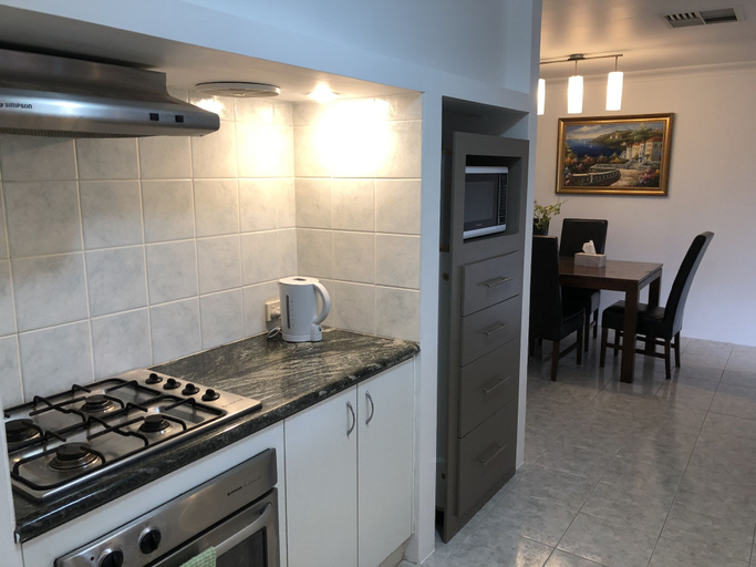 Others 5, Riverton Lodge - Walk to Shopping Centre, Perth