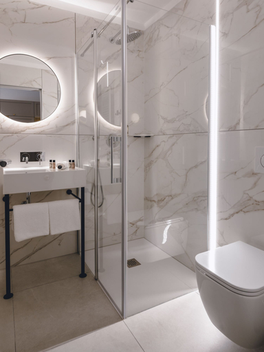 Bathroom 4, Hotel Heritage, Ljubljana