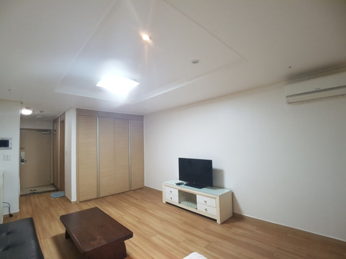 Others 4, Galaxy Gangnam Snh Tower2, Seocho