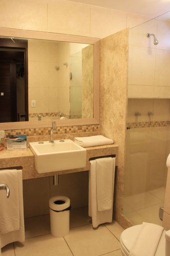Bathroom 5, Serrambi Resort, Ipojuca