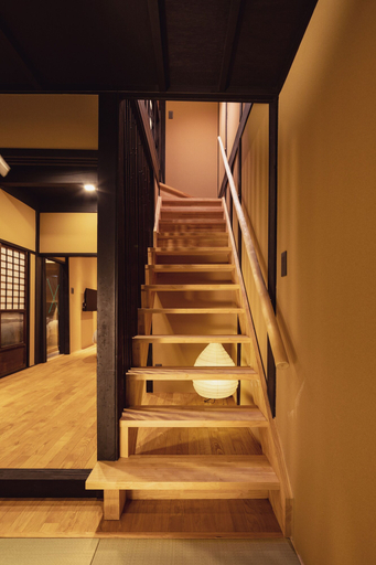 Others 5, Tsumugi Hachijominamotocho, Kyoto