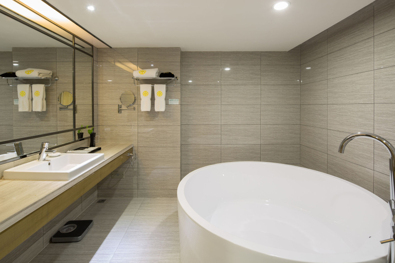 Bathroom, Shaoyang Huatian Hotel, Shaoyang