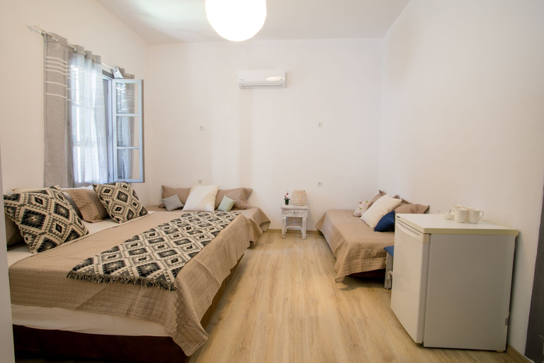 Bedroom 5, Mascot Hotel, South Aegean