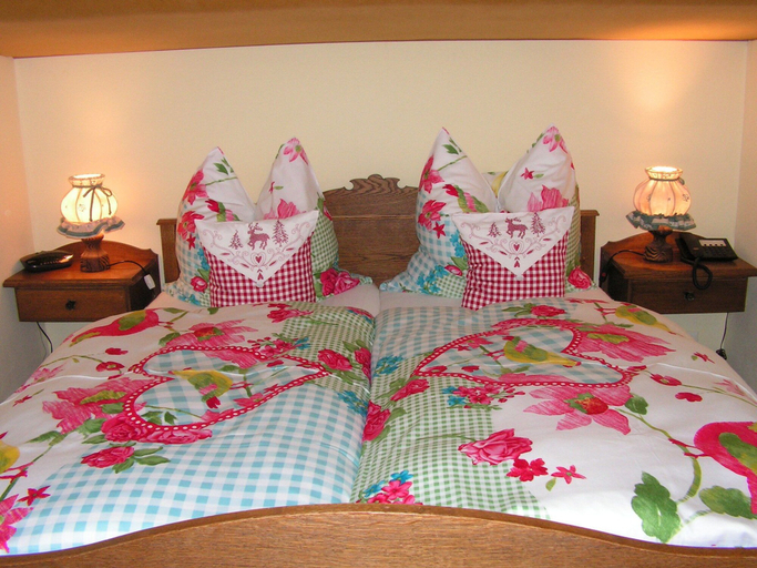 Bedroom 3, Hotel Garni Haus Alpine, Traunstein