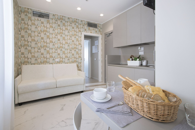 Others 4, Residence Dolcemare, Savona