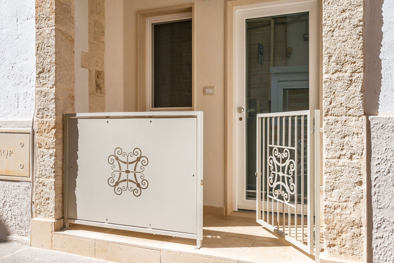 Exterior & Views 2, Dimora Grottone, Bari
