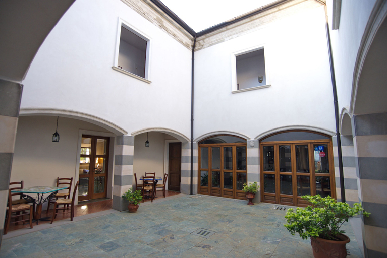 Exterior & Views 2, Le Carolee, Catanzaro
