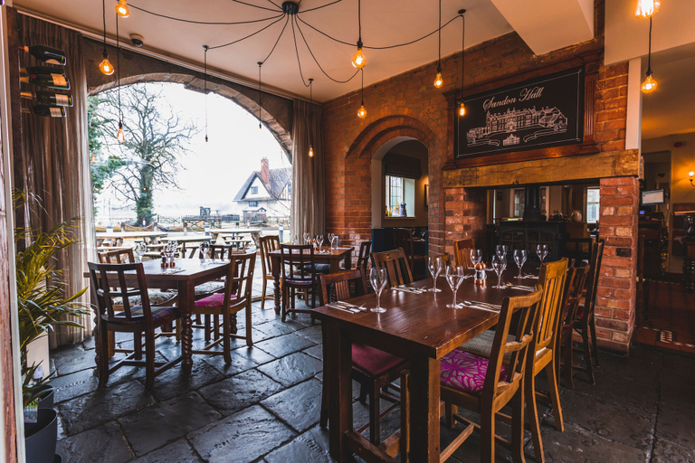 Food & Drinks 4, The Dog and Doublet Inn, Staffordshire