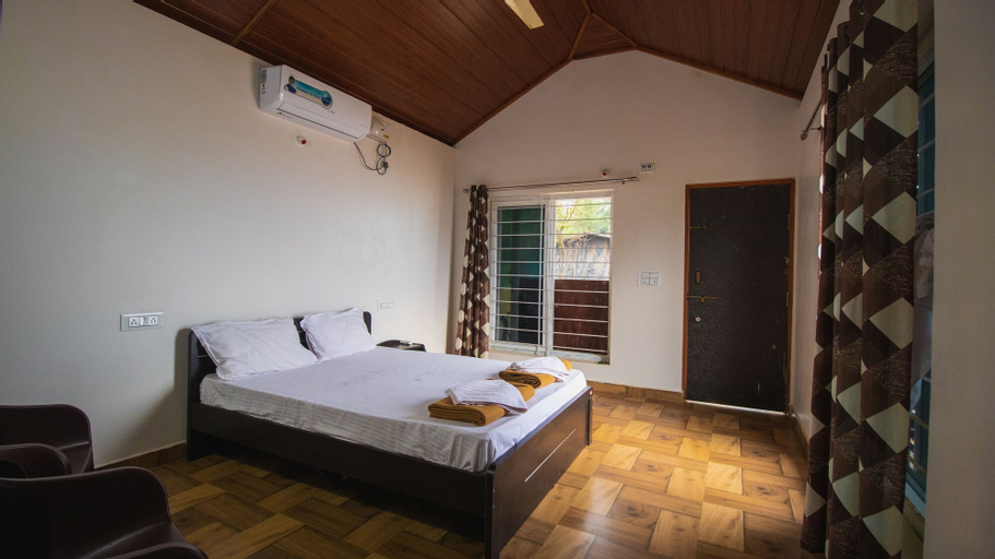 Trippr Gokarna - Backpacker Hostel, Uttara Kannada