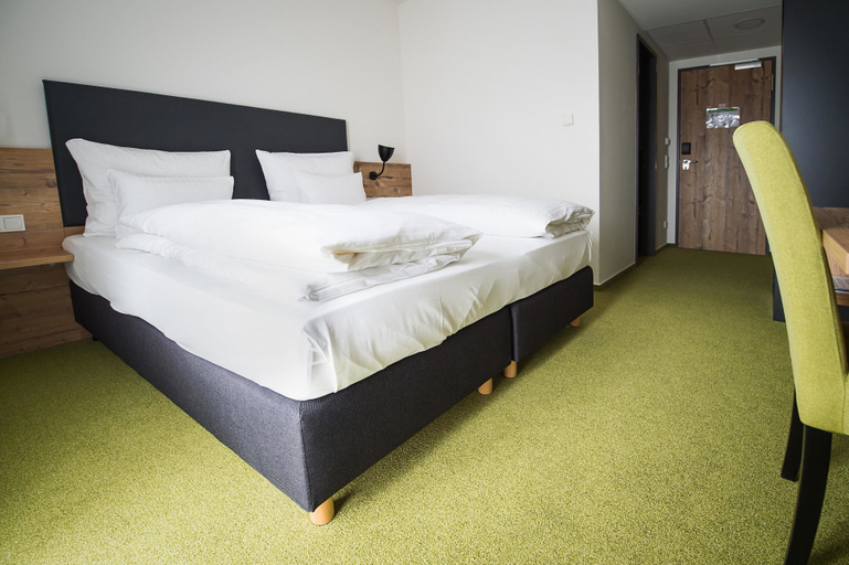 Bedroom 4, Alb Inn – Hotel & Apartments, Alb-Donau-Kreis