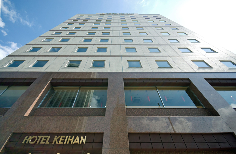 Exterior & Views 17