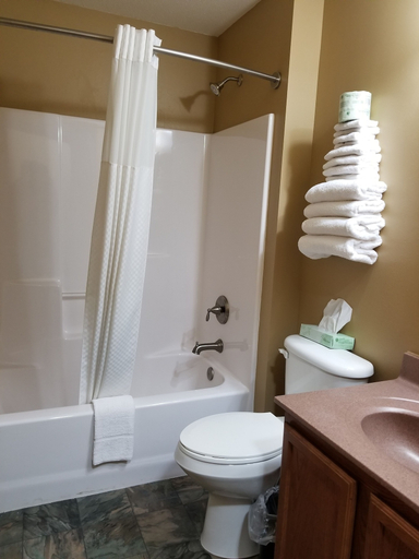 Bathroom 3, Econo Lodge Jamestown South, Stutsman