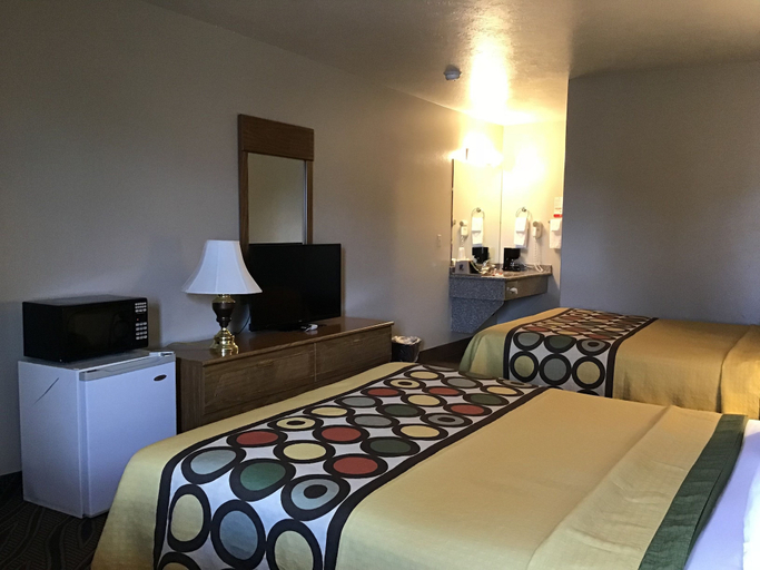 Bedroom, Hotel Zion Inn, Washington