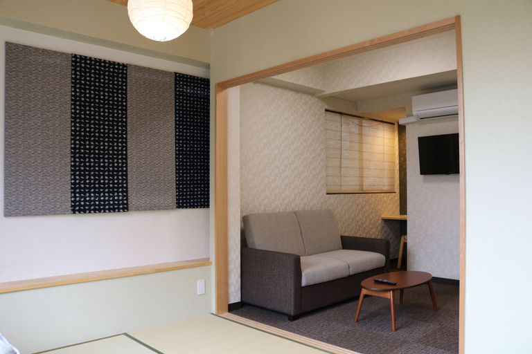 Others 4, Fukuwauchi, Sumida