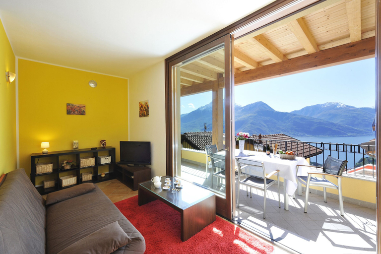 Others 5, Borgo La Sorgente - Magnolia, Como