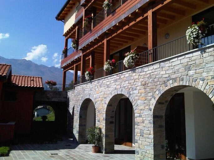 Exterior & Views 2, Borgo La Sorgente - Magnolia, Como