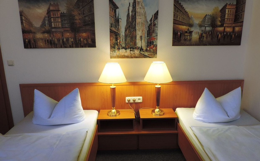 Bedroom 3, Hotel Carl von Clausewitz, Jerichower Land