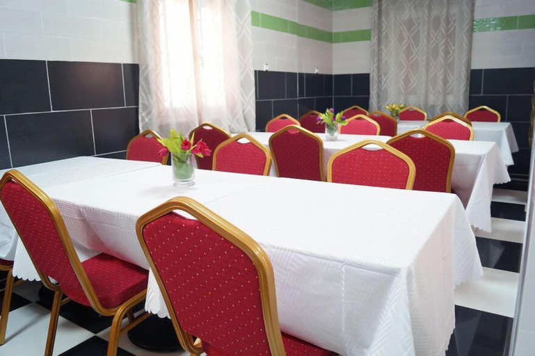 Food & Drinks 4, Hotel Dar Lyes, Annaba