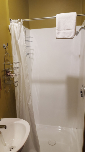 Bathroom 4, Ski Time Lodge, Ashburton