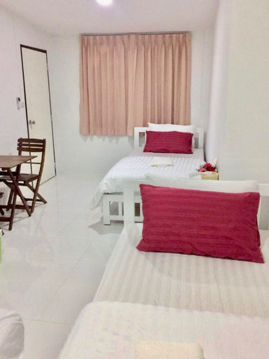 Bedroom 4, We Inn, Don Muang