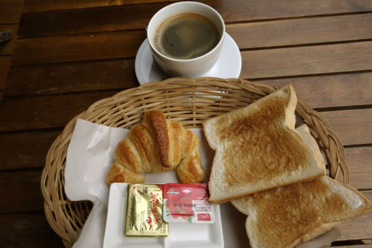 Food & Drinks 4, ZZZ Hostel - Don Mueang Airport, Don Muang